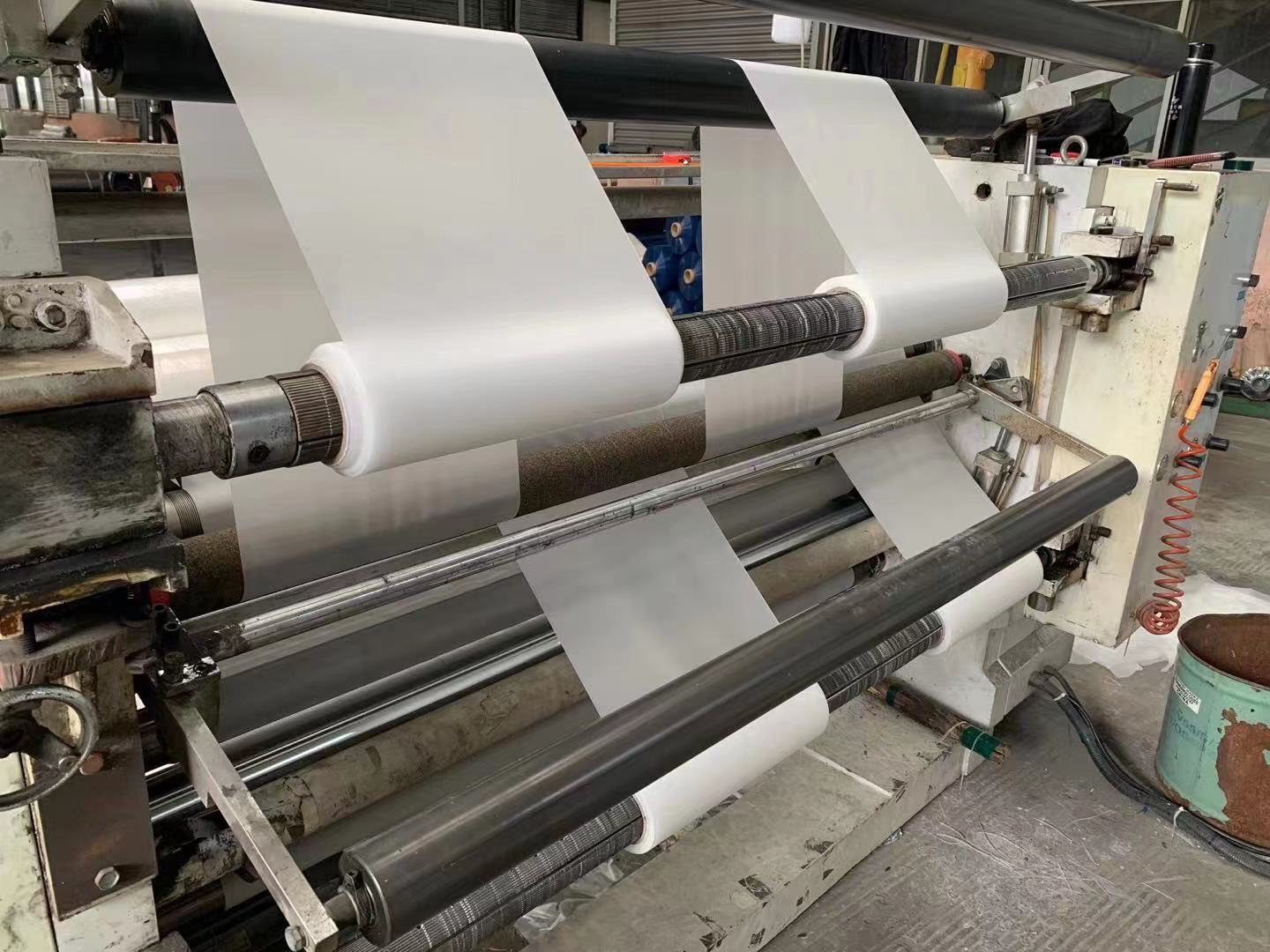 O desempenho do filme de poliéter TPU